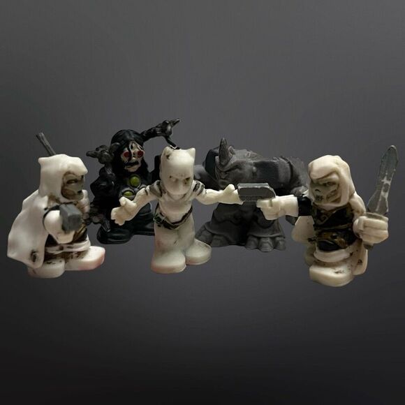 Lot of 23 Marvel Ultimate Spider-Man Fighter Pods Series 1 Action Figures - Picture 2 of 6